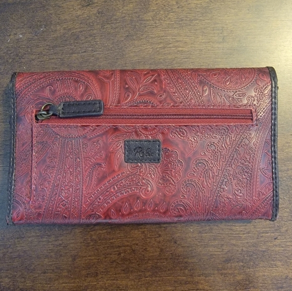 39. Relic maroon wallet - Picture 1 of 5